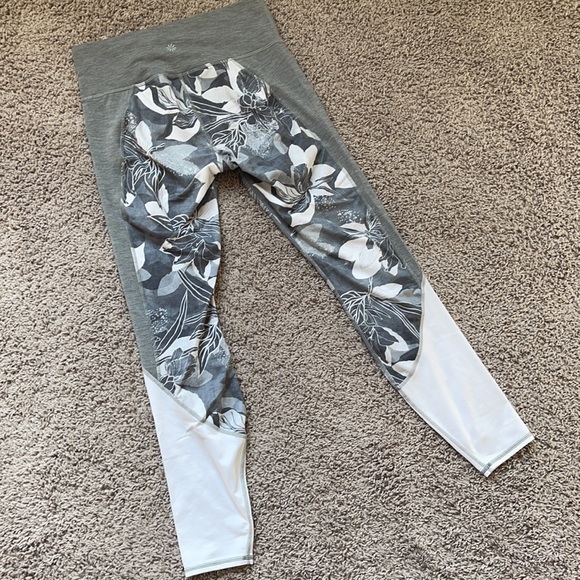 Athleta Leggings - Picture 2 of 4